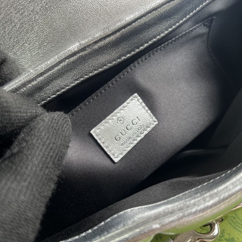 Gvc*1 horsebit bags